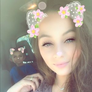 Meet your Posher, Amber